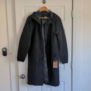 North Face Daybreak rain coat parka NWT L